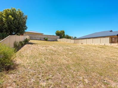 18 Smugglers Pass, Drummond Cove WA 6532