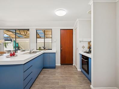 14 Pulford Close, Huntingdale WA 6110