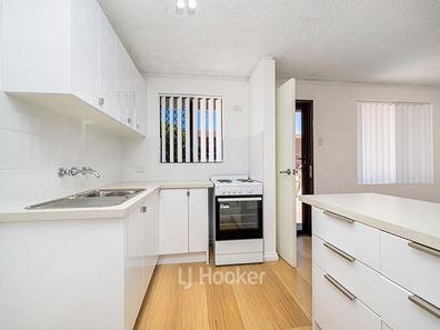 8/4 Braund Street, Bunbury WA 6230