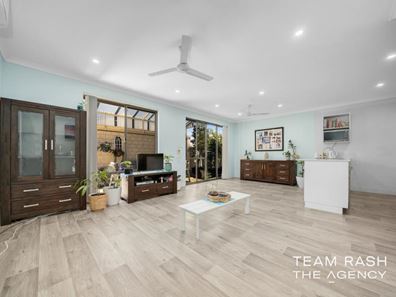 18 Mozart Lane, Banksia Grove WA 6031
