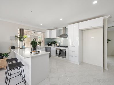 12 Dowarn Green, Canning Vale WA 6155