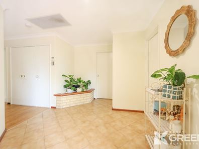 15 Ocean Place, Waikiki WA 6169