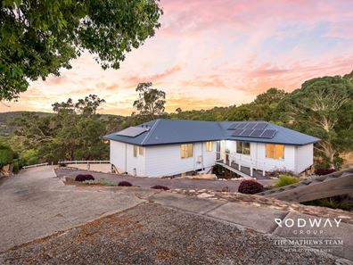 47 Bromfield Dr, Kelmscott WA 6111