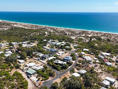 11 Lake View Road, Preston Beach WA 6215