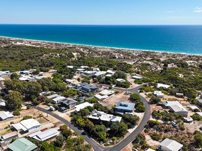 11 Lake View Road, Preston Beach WA 6215