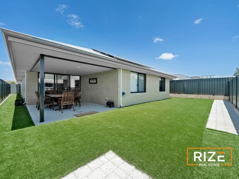 92 Potoroo Street, Banksia Grove WA 6031