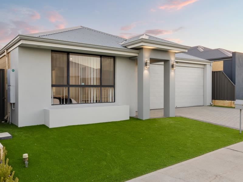 22 dragonfly Road, Banksia Grove WA 6031