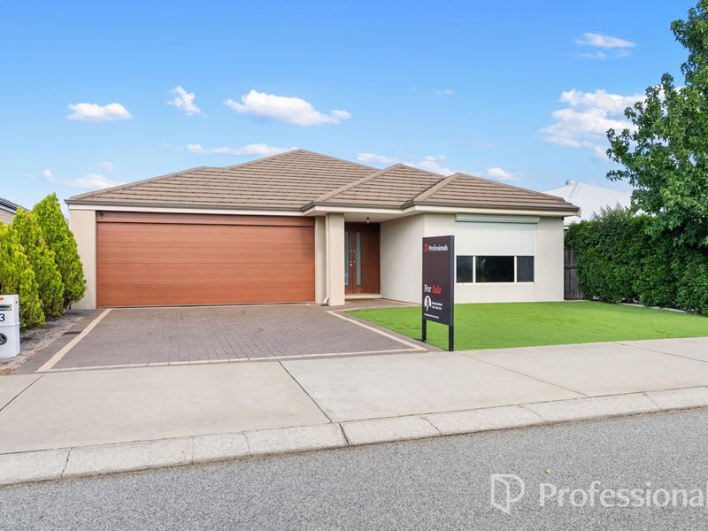 13 Moonstone Parkway, Wellard WA 6170