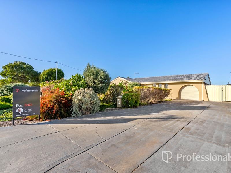 12 Biscayne Street, Safety Bay WA 6169