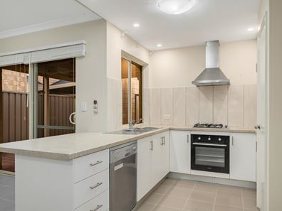 4C Morgan Street, Cannington WA 6107
