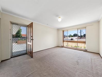 128 Hamilton Road, Spearwood WA 6163