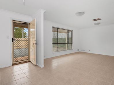79 Bayley Street, Coolgardie WA 6429