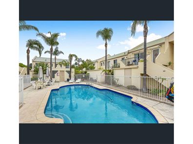 24/2 Waterway Court, Churchlands WA 6018