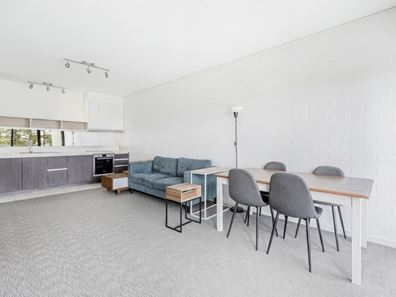 90/59 Breaksea Drive, North Coogee WA 6163