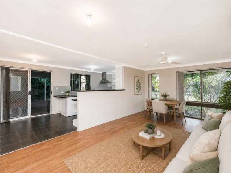 4 Forest Court, Armadale WA 6112