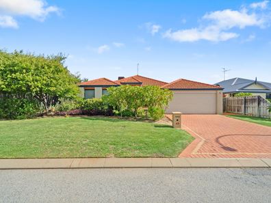 49 Hibbertia Follow, Halls Head WA 6210