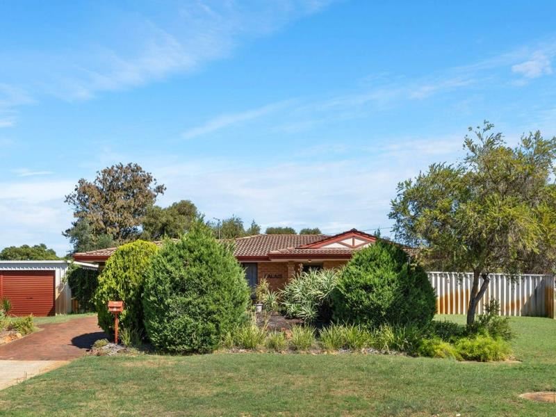 9 Bolderwood Drive, South Lake WA 6164