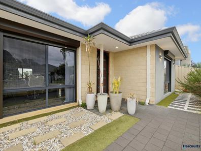24 Crystalline Road, Spearwood WA 6163