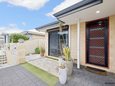 24 Crystalline Road, Spearwood WA 6163