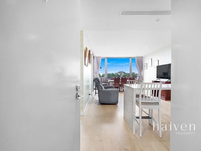 503/20a Henley Street, Como WA 6152