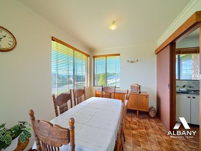 1 O'Connell Street, Little Grove WA 6330