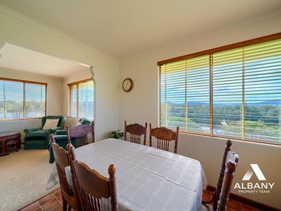 1 O'Connell Street, Little Grove WA 6330