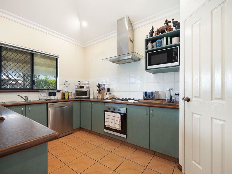 60 Radley Drive, Baynton WA 6714