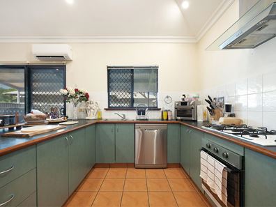 60 Radley Drive, Baynton WA 6714