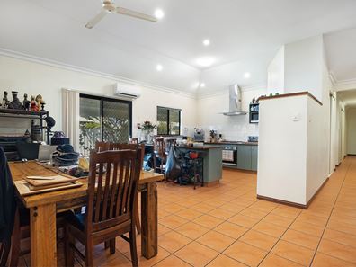 60 Radley Drive, Baynton WA 6714