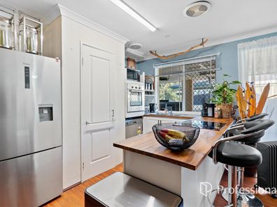 40 Waterlily Drive, Stratton WA 6056