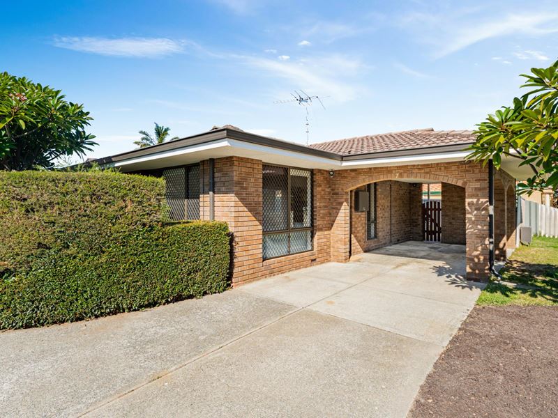 7/4 Harris Street, Palmyra WA 6157