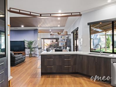16 Tincombe Grove, Baldivis WA 6171
