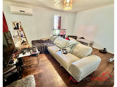 73 KENNY Crescent, Rangeway WA 6530