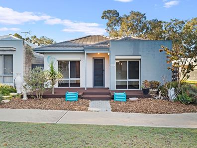 69 Thornbill Crescent, Coodanup WA 6210