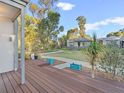 69 Thornbill Crescent, Coodanup WA 6210