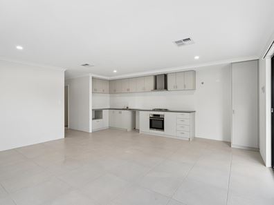 22 Astoria Boulevard, Hilbert WA 6112