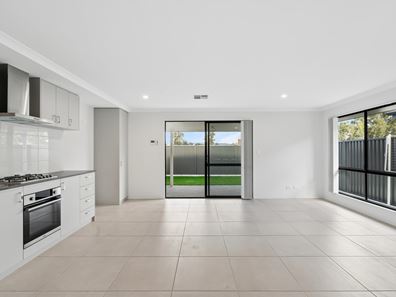 22 Astoria Boulevard, Hilbert WA 6112