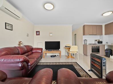3/20 Service Street, Mandurah WA 6210