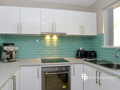 19I/125 Herdsman Parade, Wembley WA 6014
