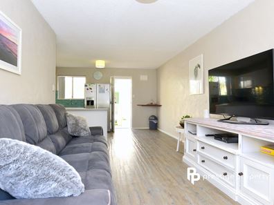 19I/125 Herdsman Parade, Wembley WA 6014