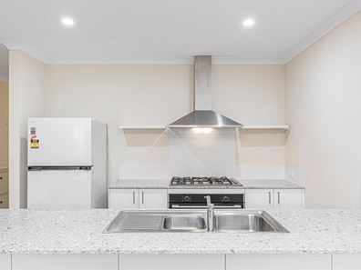 67 Everglades Avenue, Brabham WA 6055