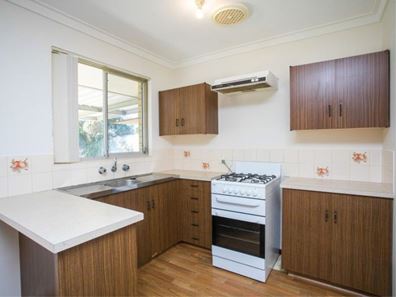 20 Bradley Way, Lockridge WA 6054