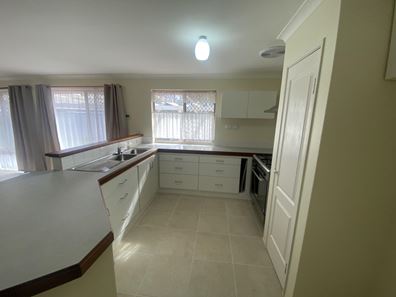 25 Opperman Place, Middle Swan WA 6056