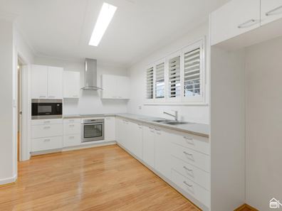 148 Streich Avenue, Kelmscott WA 6111