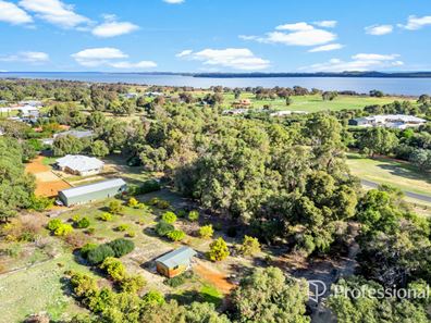 74 Lofthouse Drive, Parkfield WA 6233