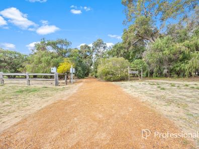 74 Lofthouse Drive, Parkfield WA 6233