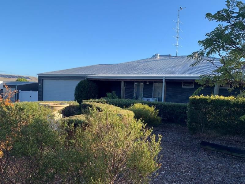 9 Camfield Place, York WA 6302