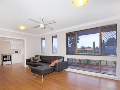 8 Kingia Place, Pinjarra WA 6208