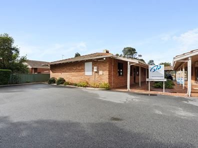 1-3/11 Salix Way, Forrestfield WA 6058