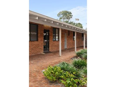 1-3/11 Salix Way, Forrestfield WA 6058